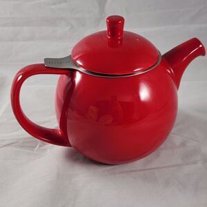 FORLIFE 24 oz Red Curve Teapot with Mesh Infuser & Lid